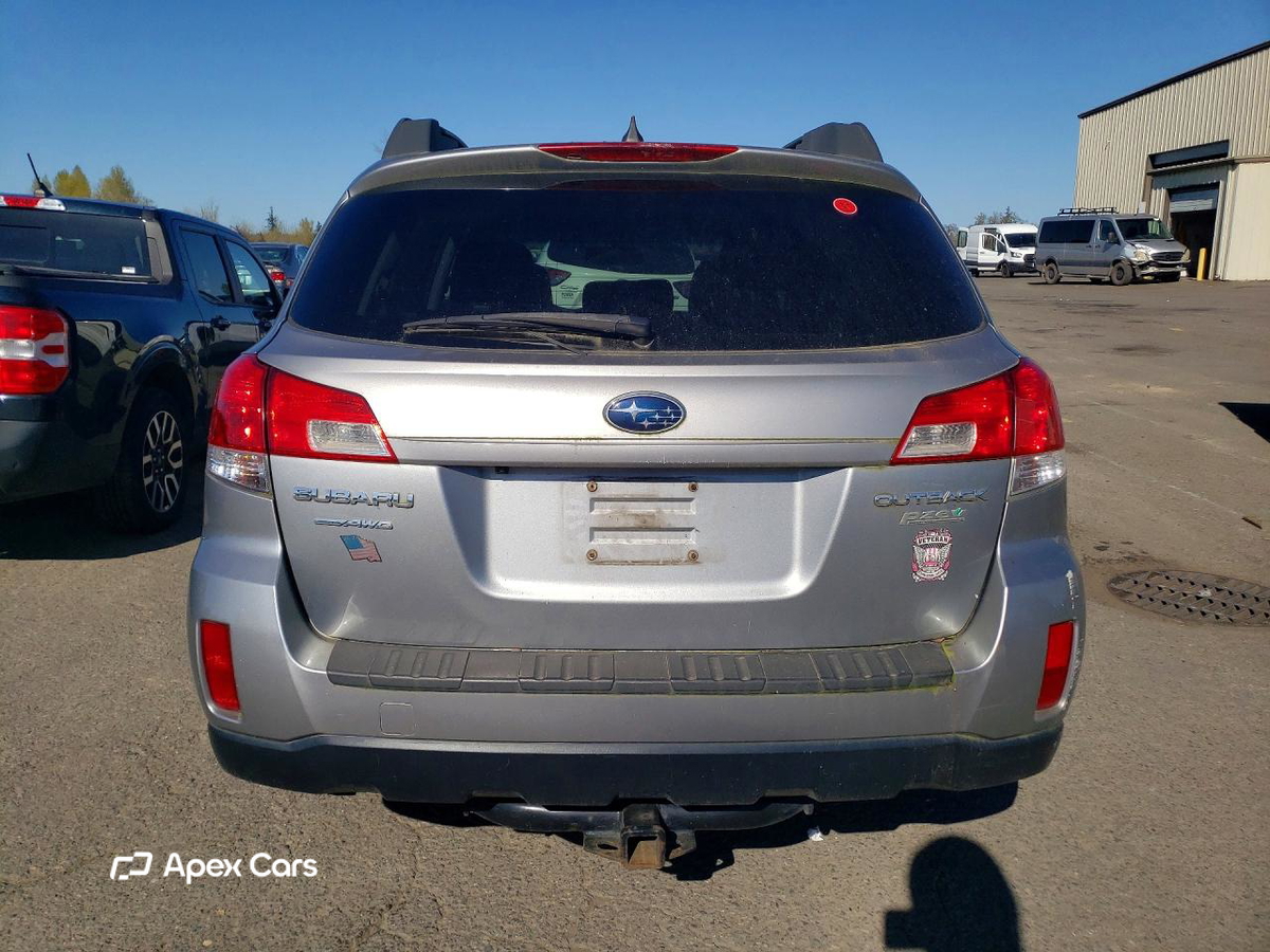 Subaru Outback 2011