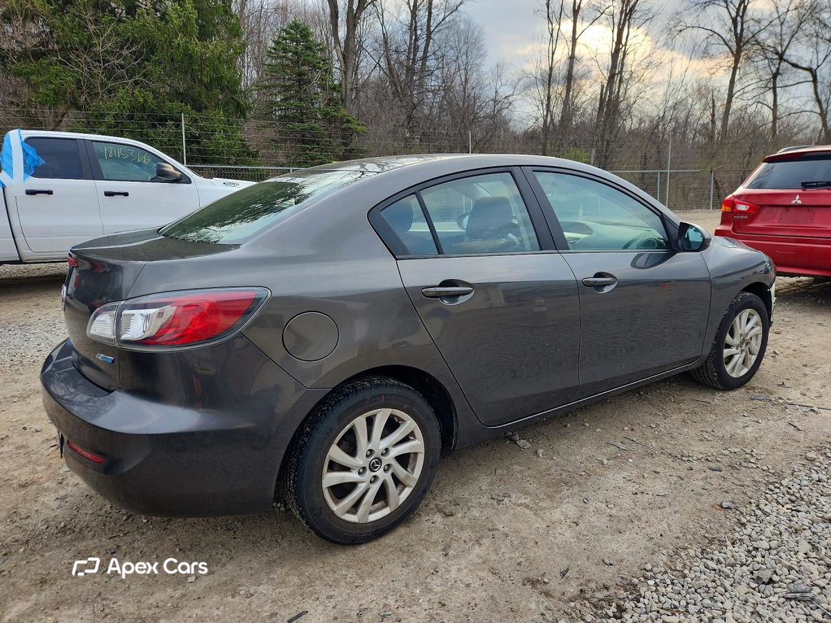 Mazda 3 2013