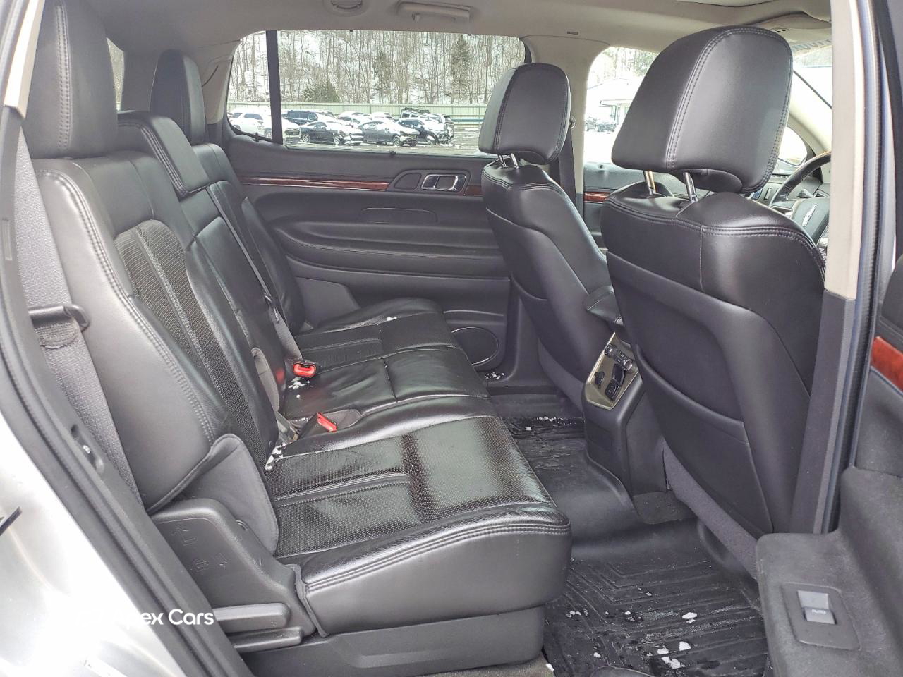 Lincoln MKT 2010
