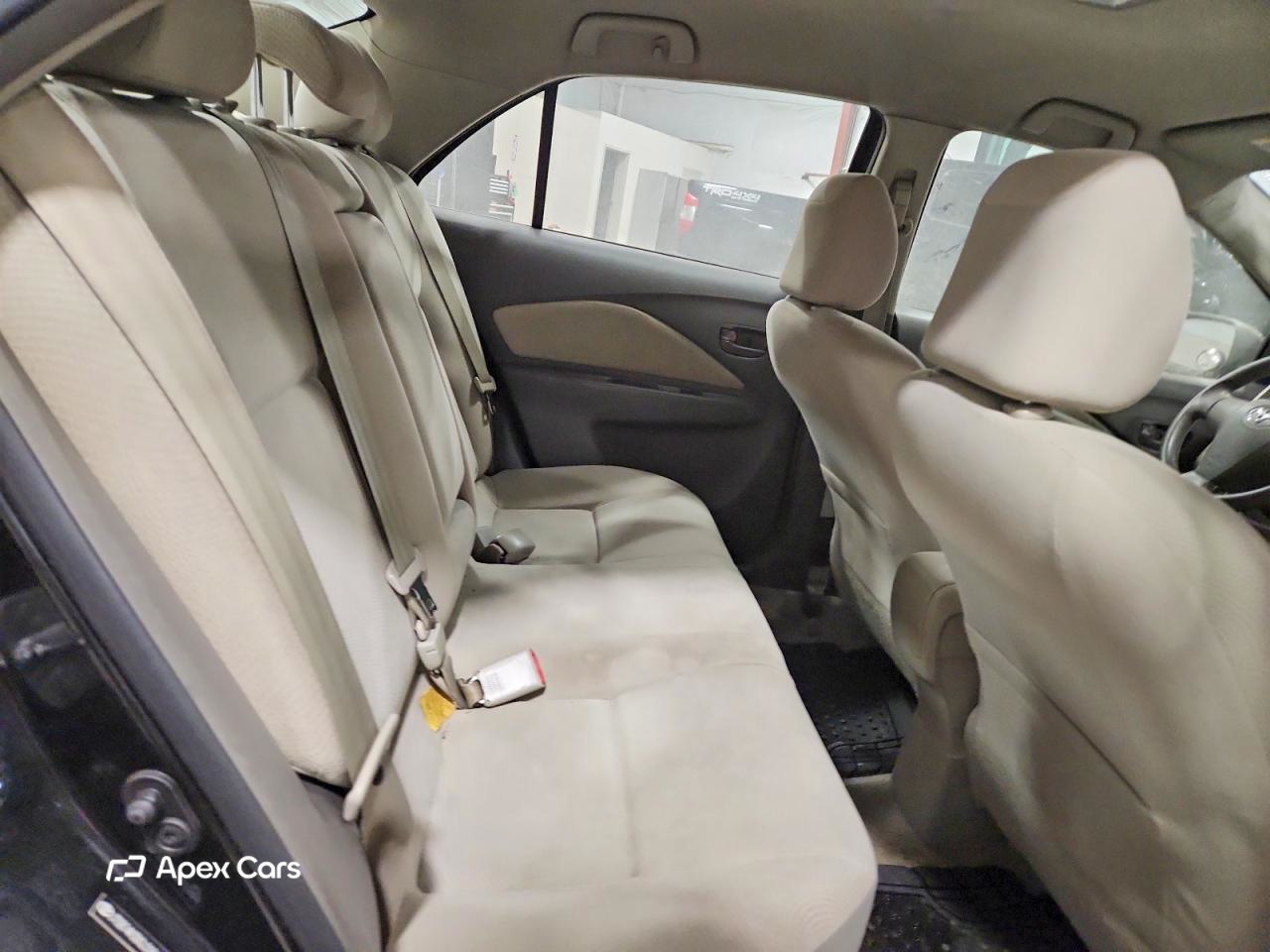 Toyota Yaris 2012