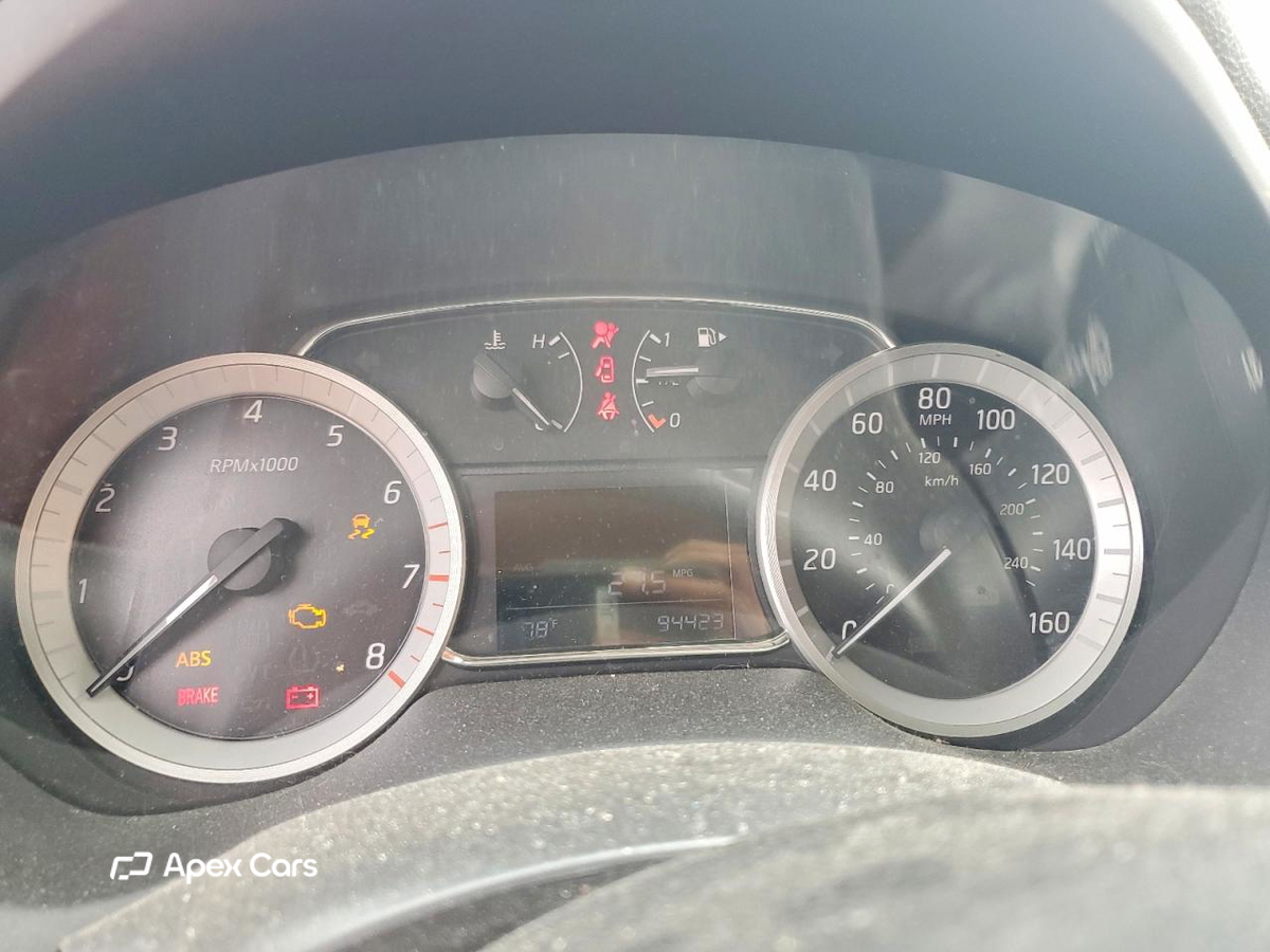 Nissan Sentra 2015