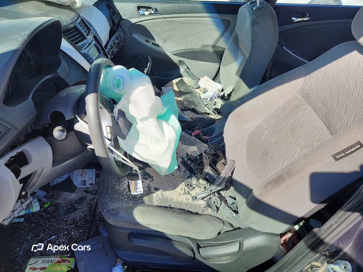 Hyundai Accent 2013