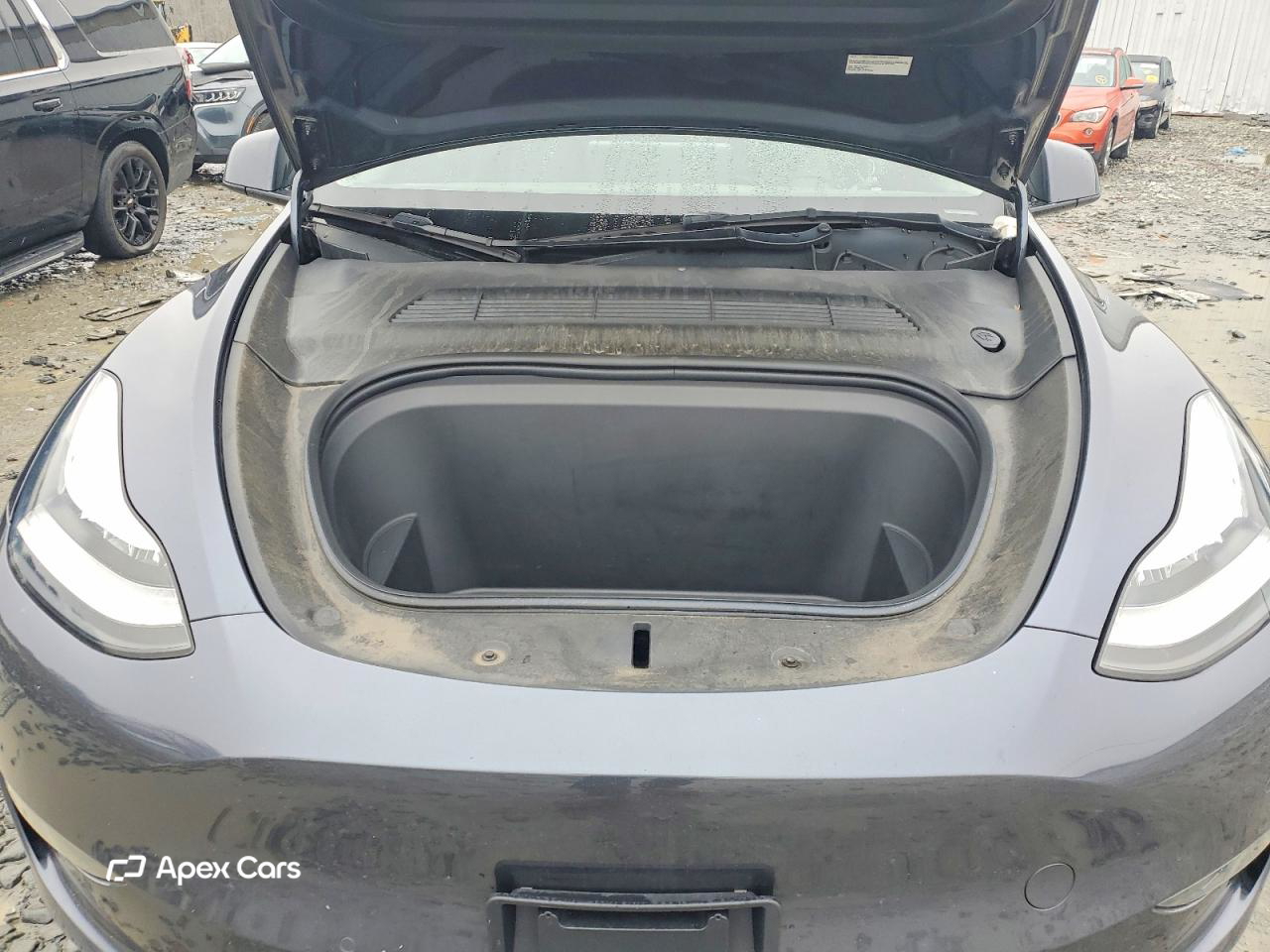 Tesla Model Y 2022