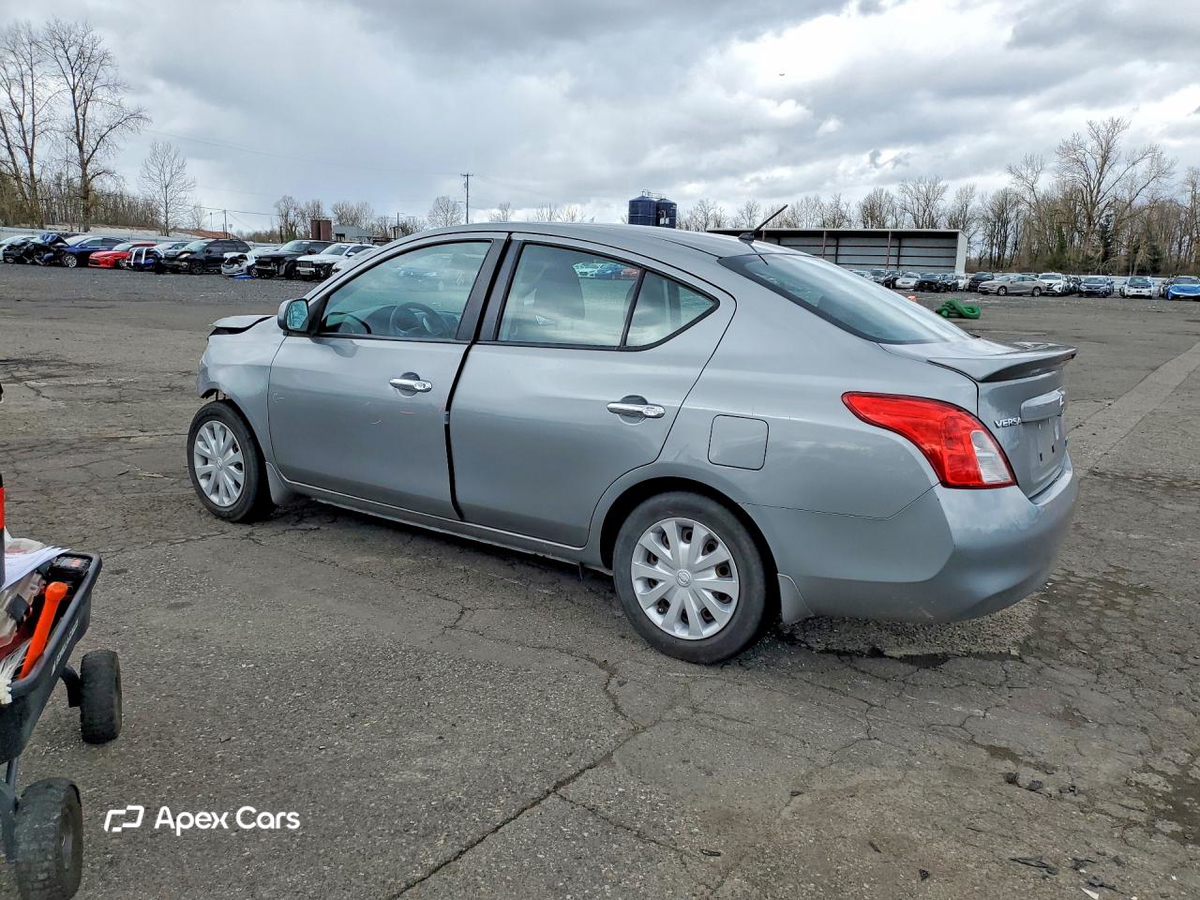 Nissan Versa 2013