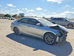 Toyota Camry 2016