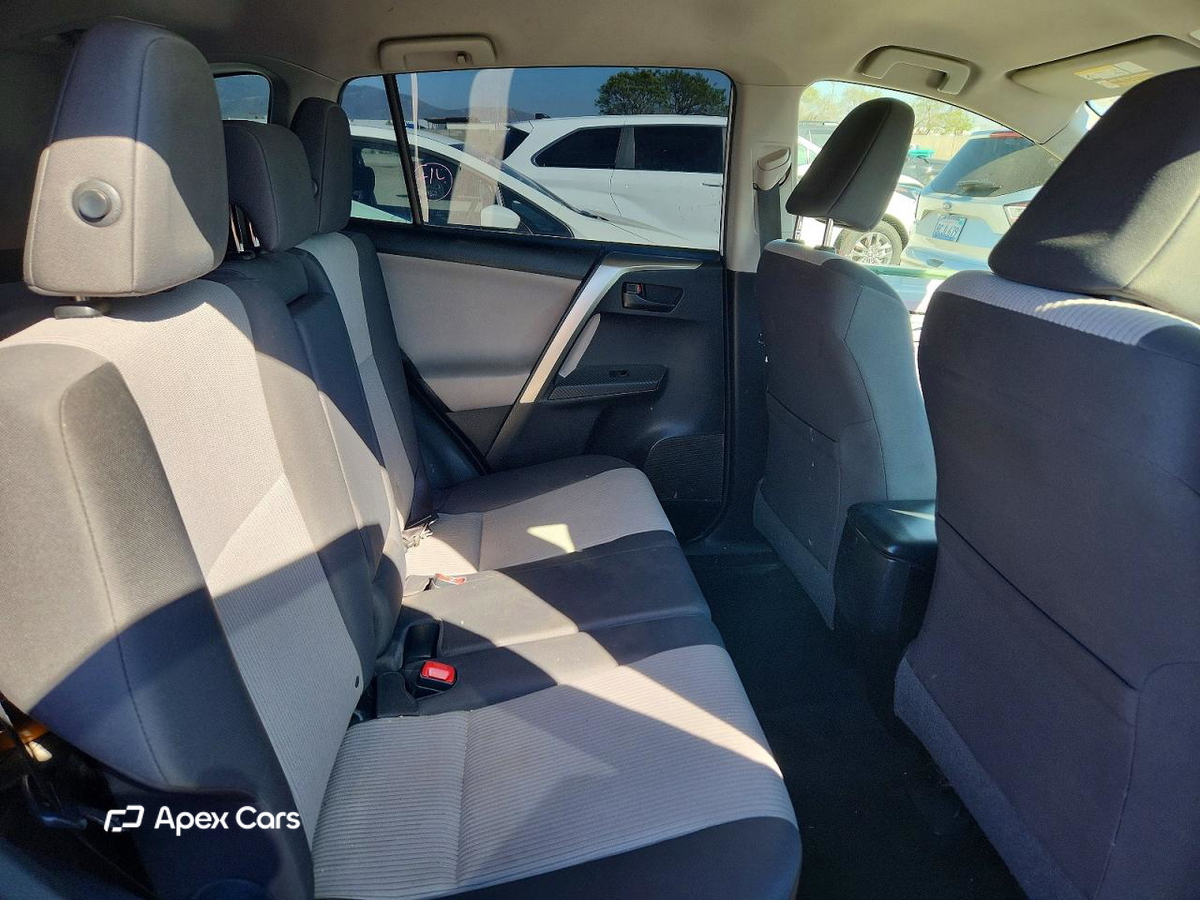 Toyota RAV 4 2015
