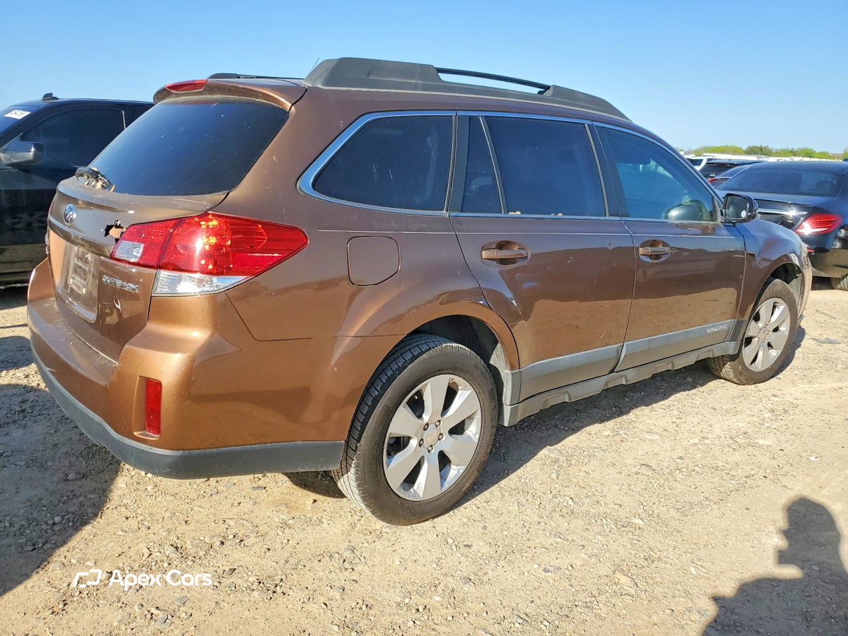 Subaru Outback 2011