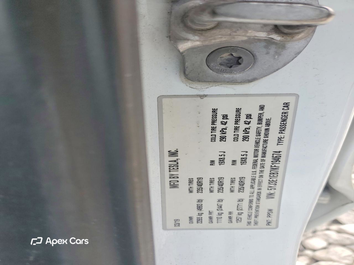 Tesla Model 3 2019