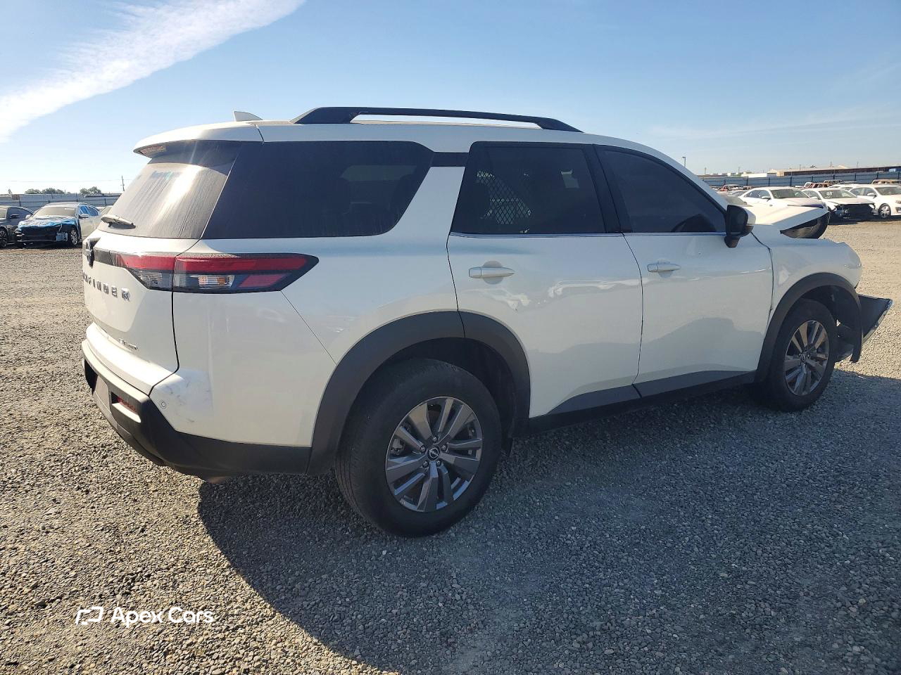 Nissan Pathfinder 2024