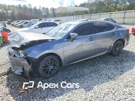 Lexus ES 2013 - Image 1 of 13