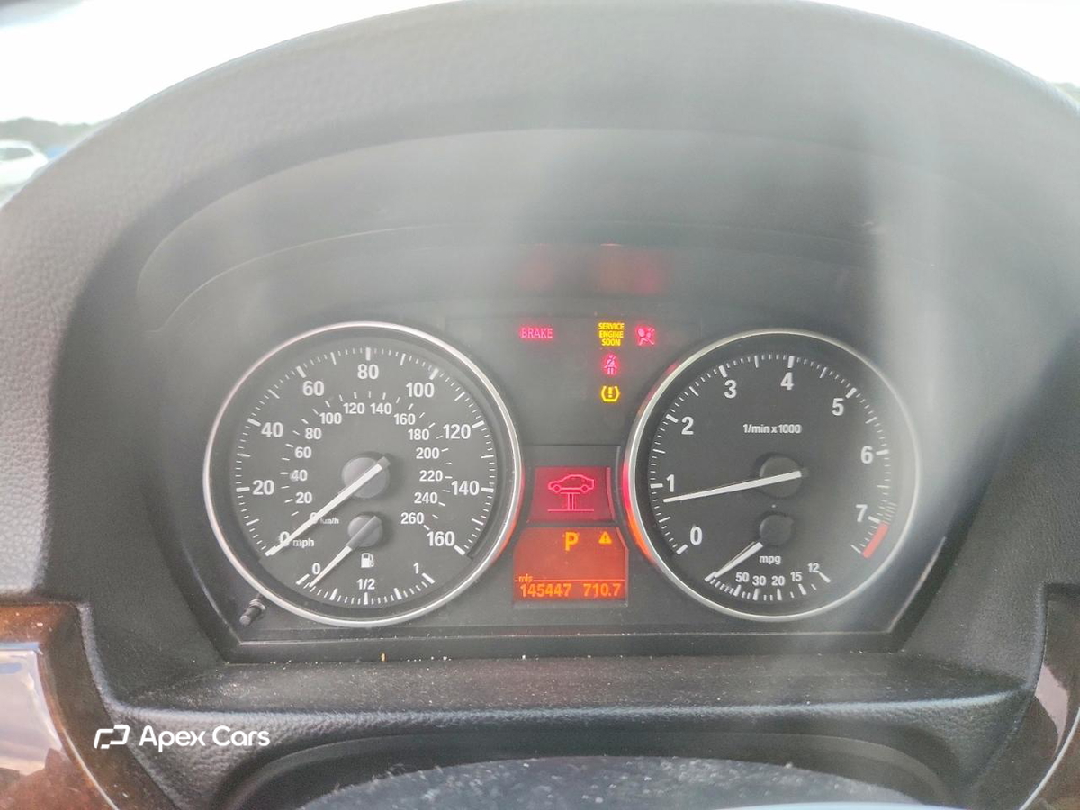 BMW Series 3 2011