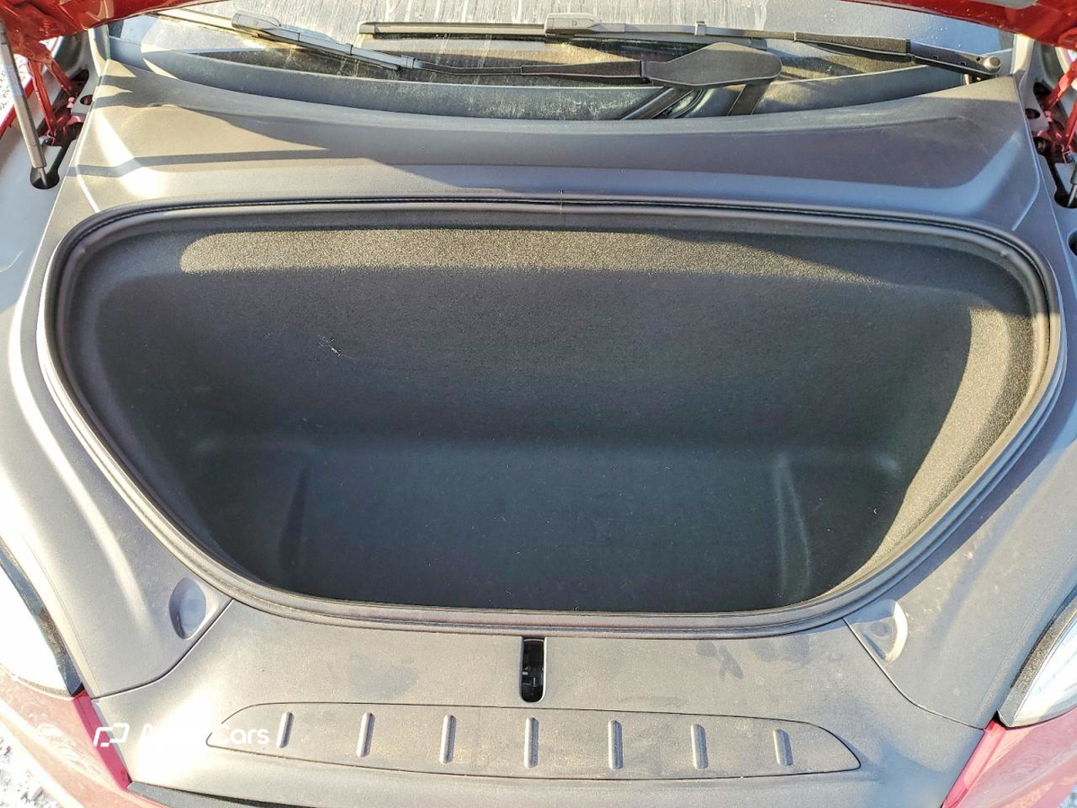 Tesla Model X 2023