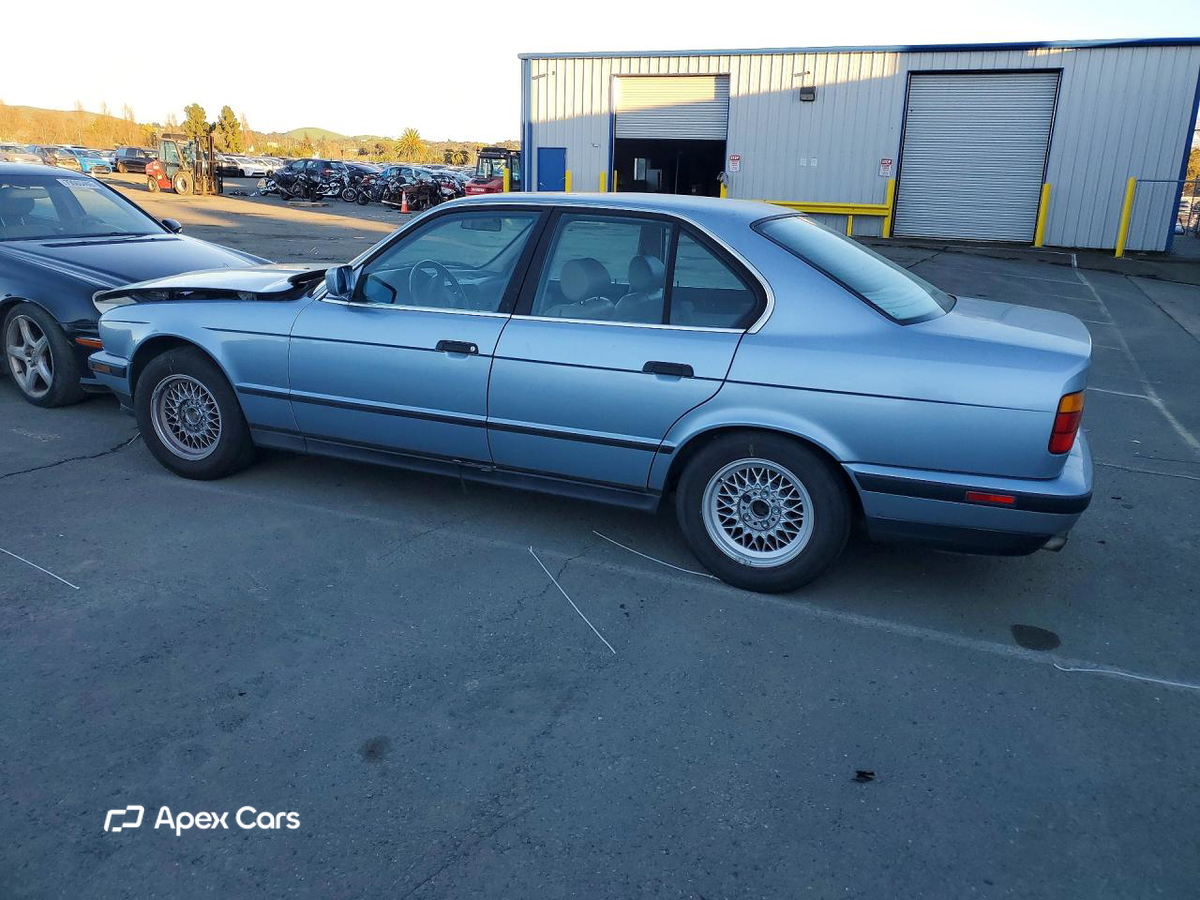 BMW Series 5 1990