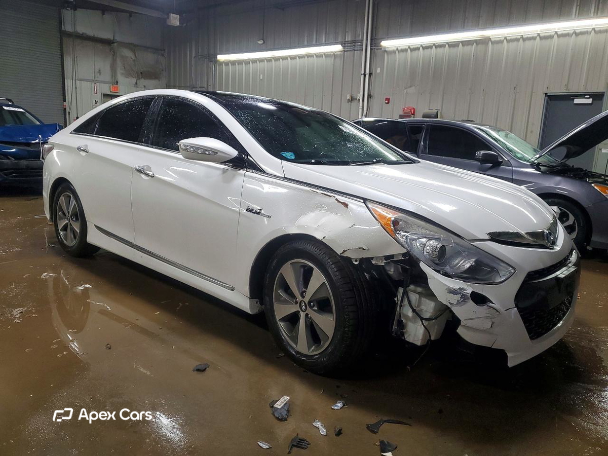 Hyundai Sonata 2012
