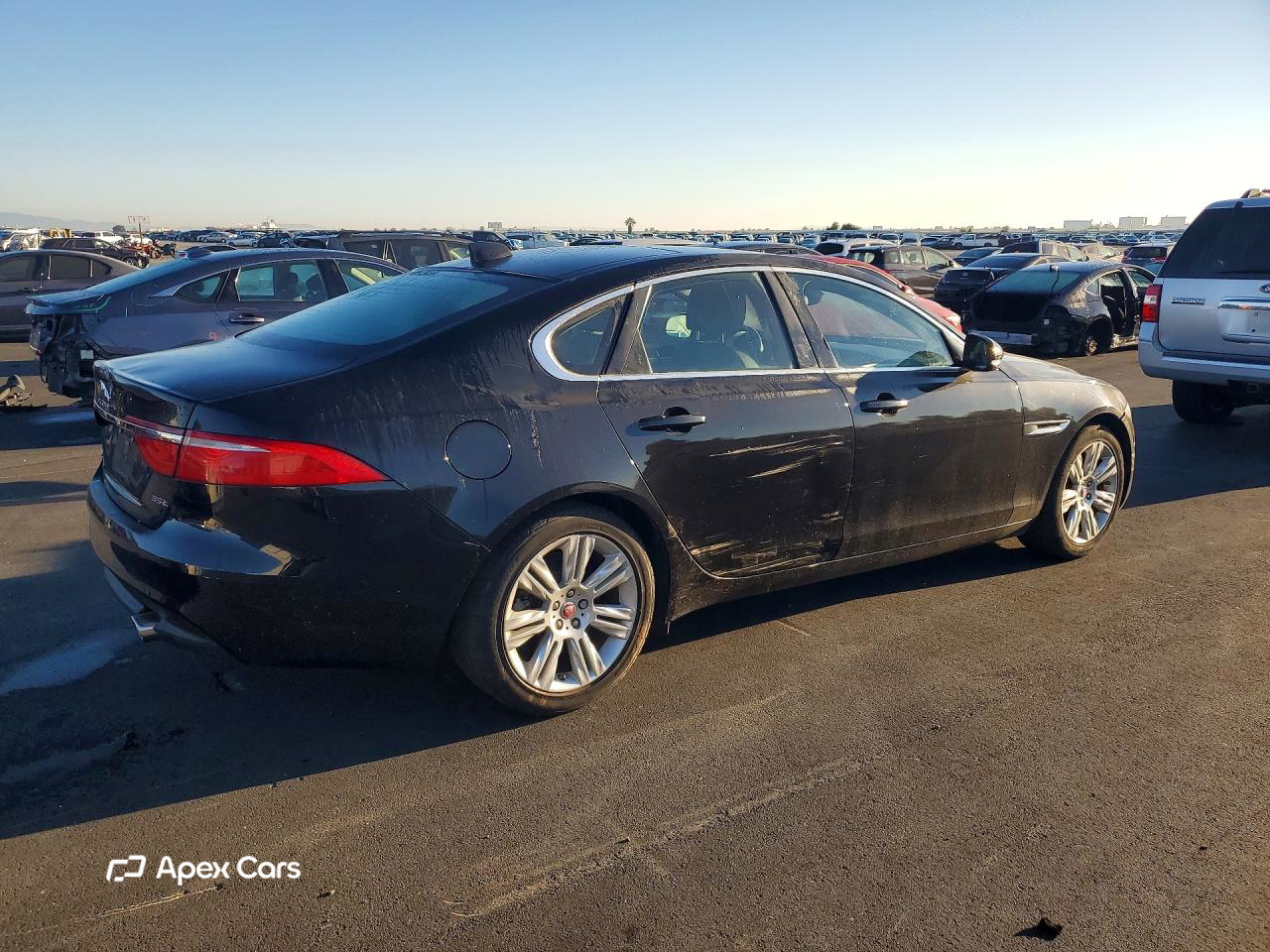 Jaguar XF 2016