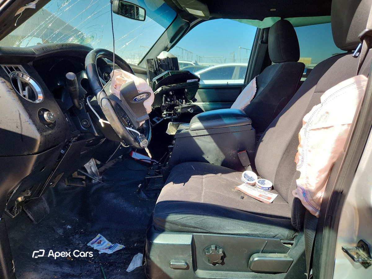 Ford Expedition 2016