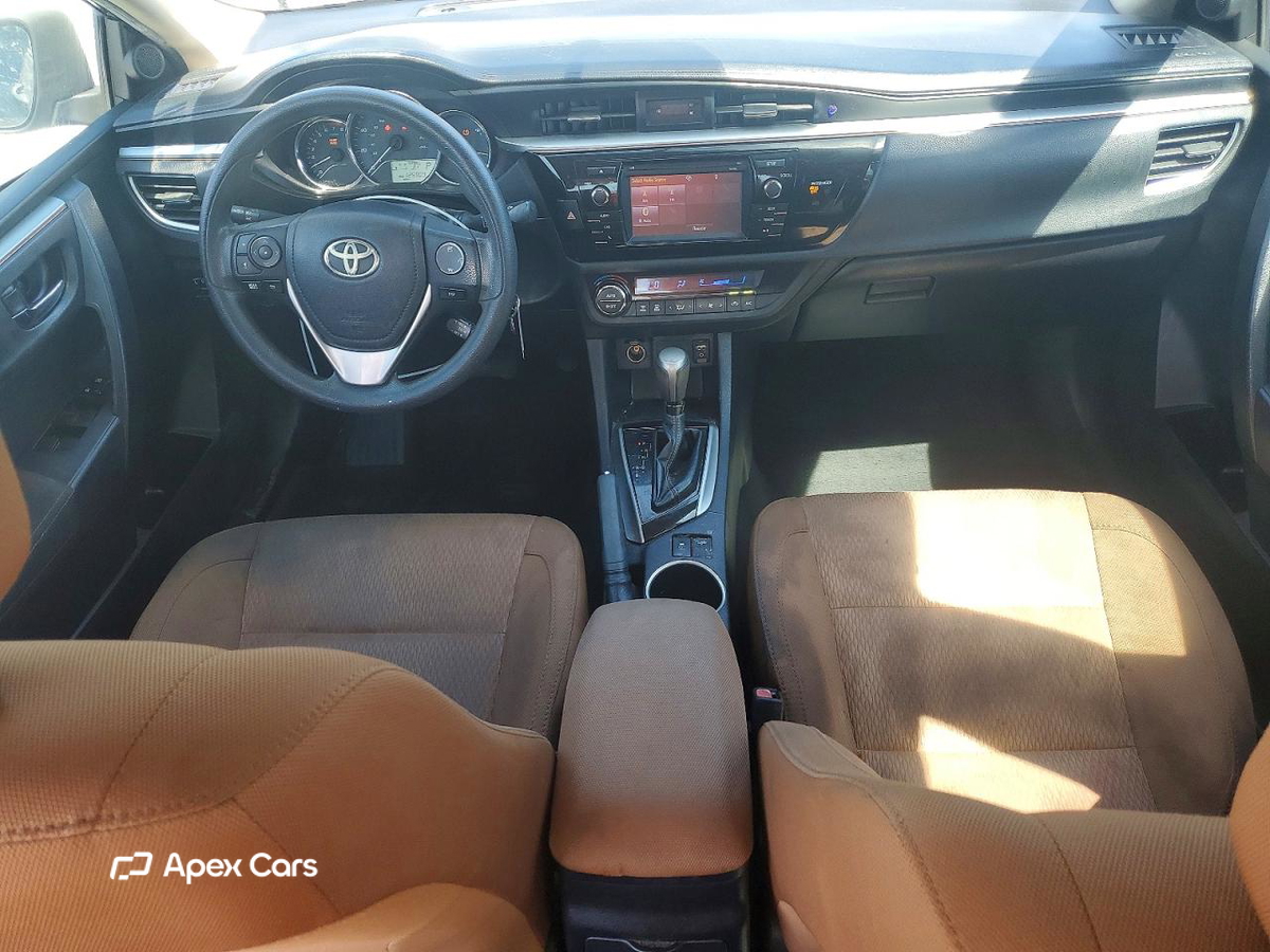Toyota Corolla 2015
