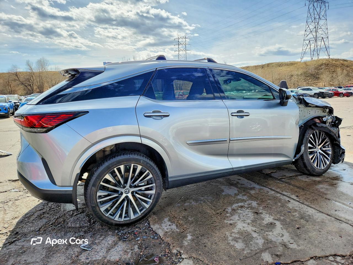 Lexus RX 2023