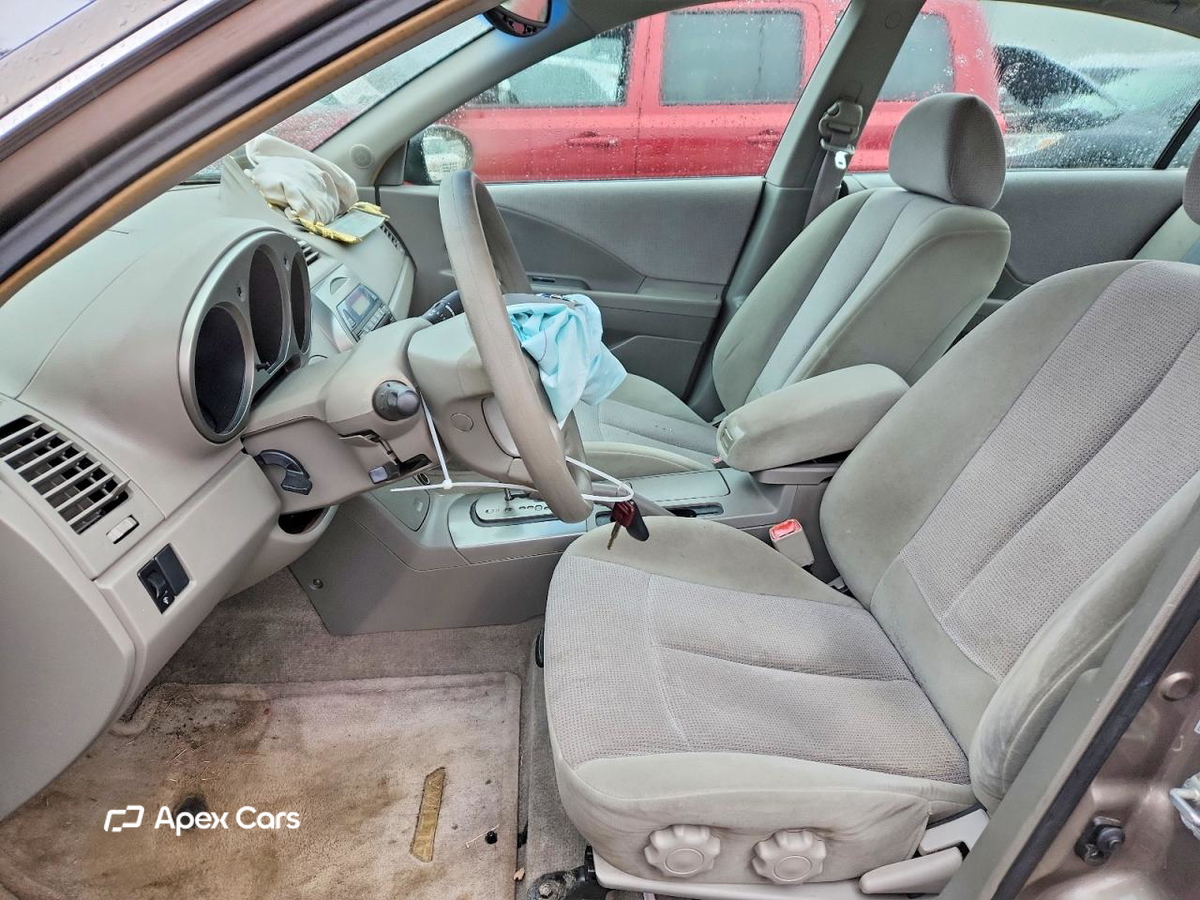 Nissan Altima 2003