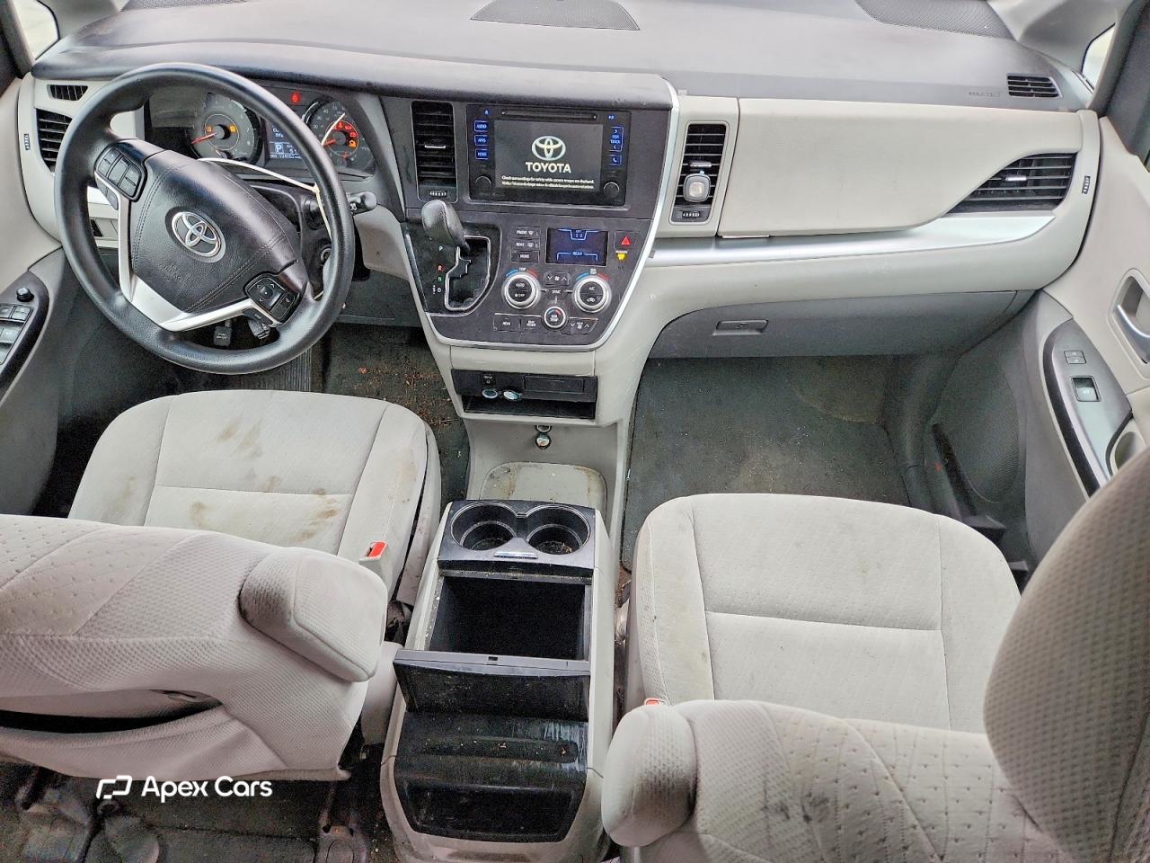 Toyota Sienna 2016