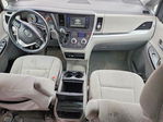 Toyota Sienna 2016