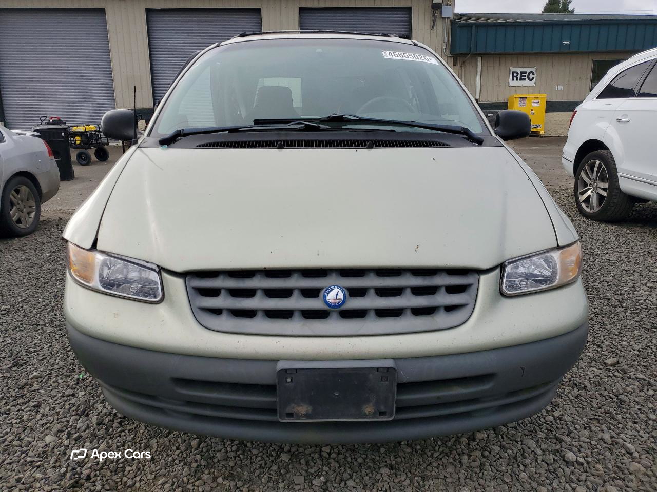 Plymouth Voyager 1999