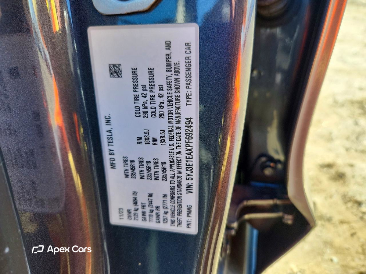 Tesla Model 3 2023