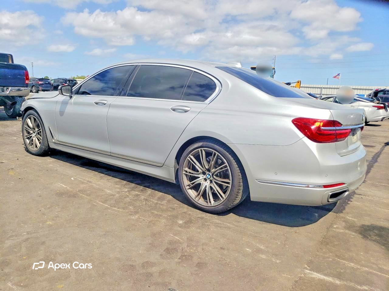 BMW Series 7 2016