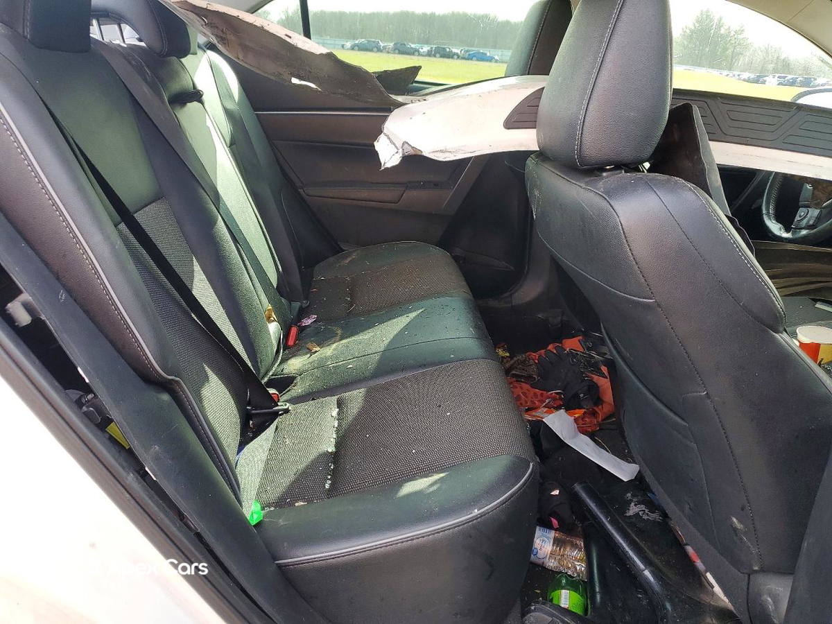 Toyota Corolla 2015
