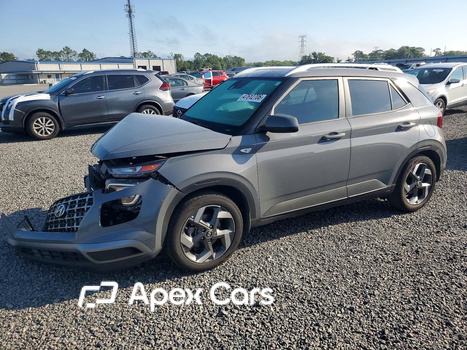 Hyundai Venue 2022 - Image 1 of 13