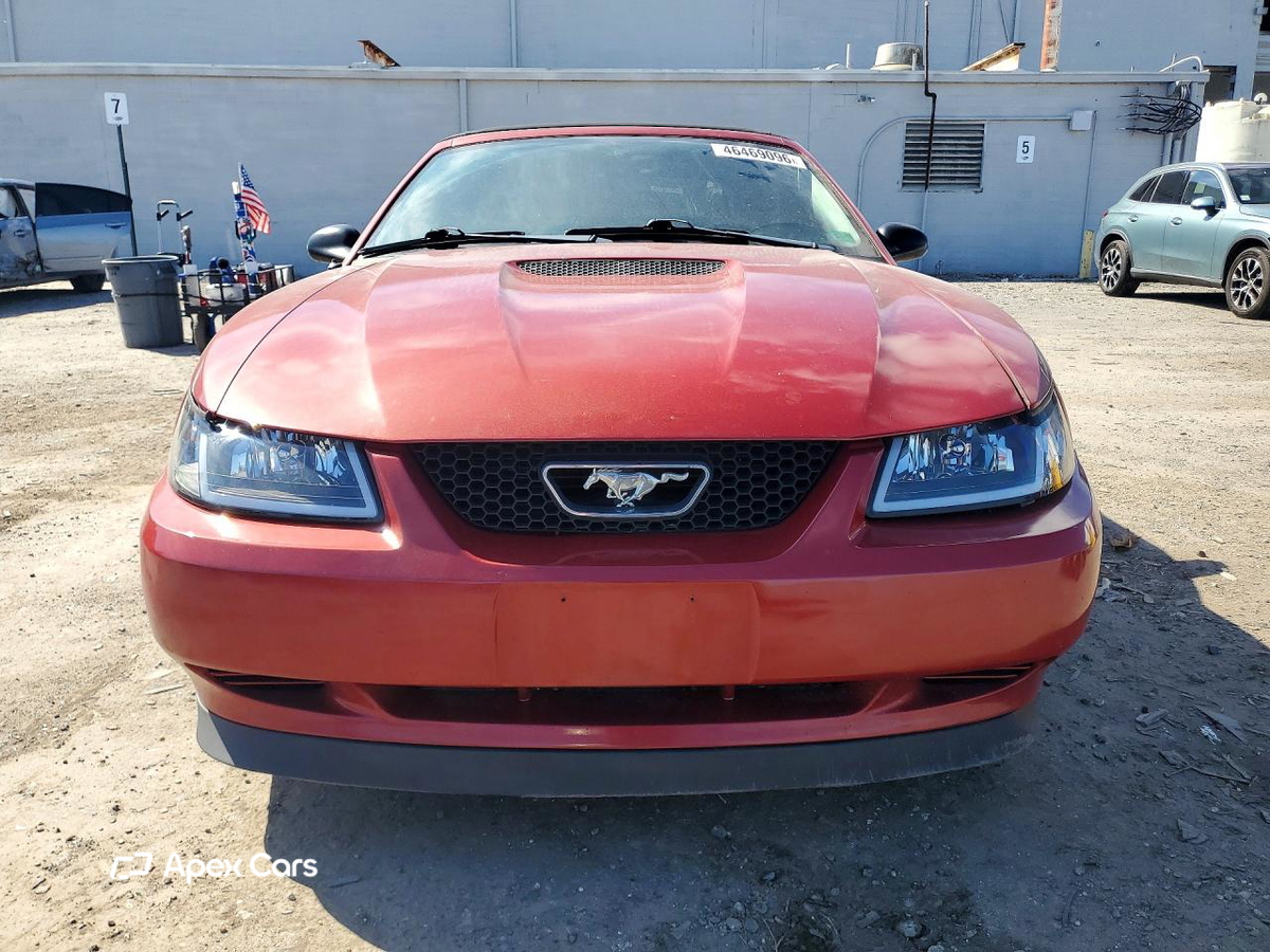 Ford Mustang 2003