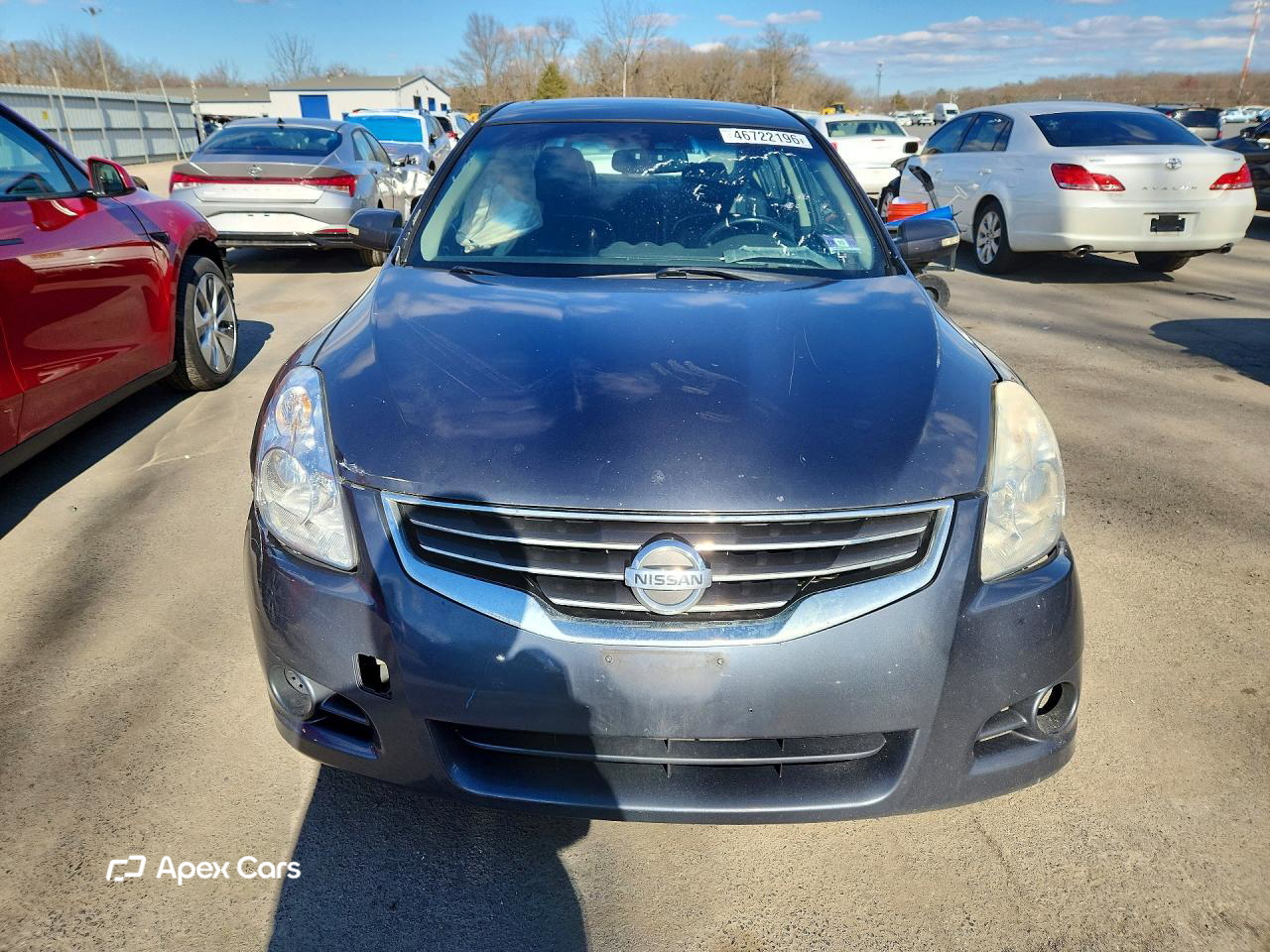 Nissan Altima 2012