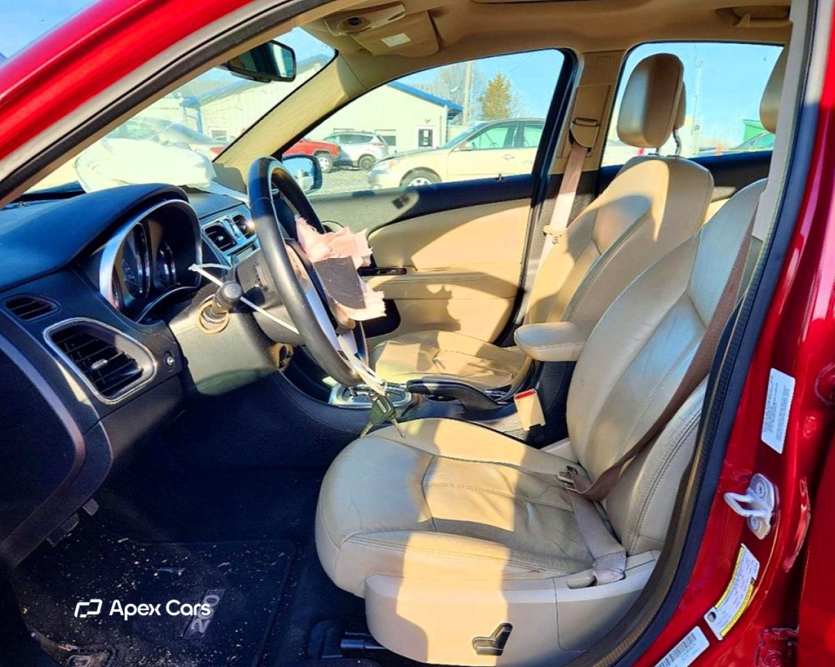 Chrysler 200 2013