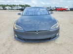 Tesla Model S 2016