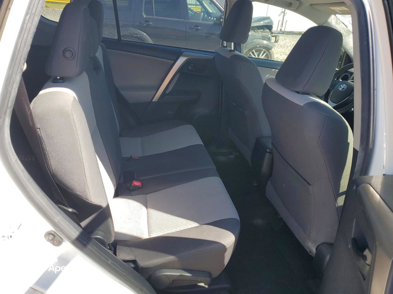 Toyota RAV 4 2015