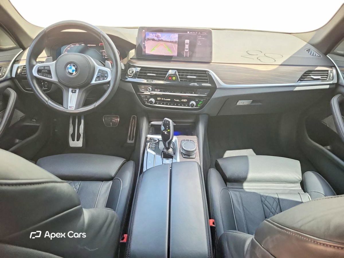 BMW M5 2021