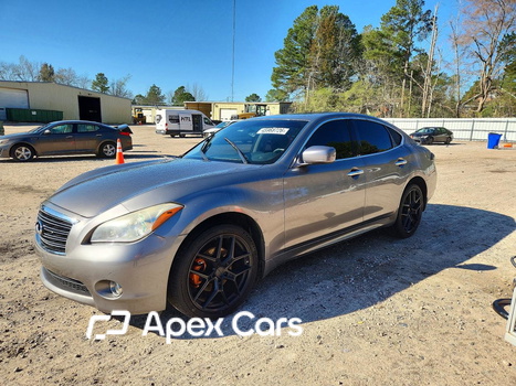 Infiniti M 2012 - Image 1 of 13