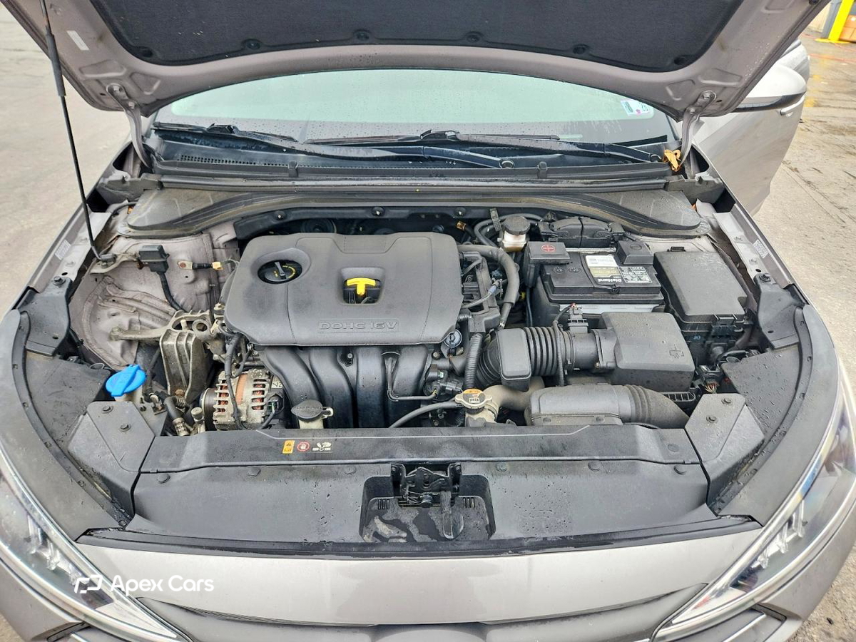 Hyundai Elantra 2020