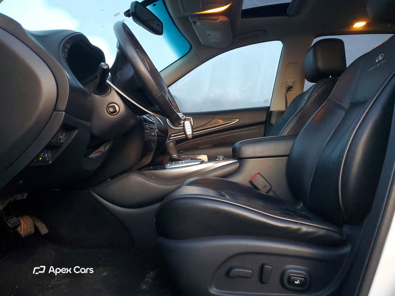 Infiniti JX 2013
