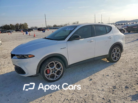Alfa Romeo Tonale 2024 - Image 1 of 14