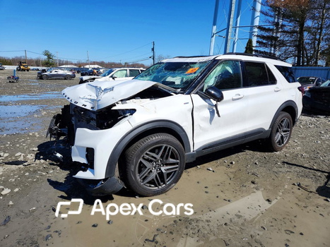 Ford Explorer 2025 - Image 1 of 5