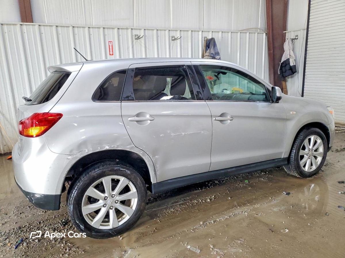 Mitsubishi Outlander 2014