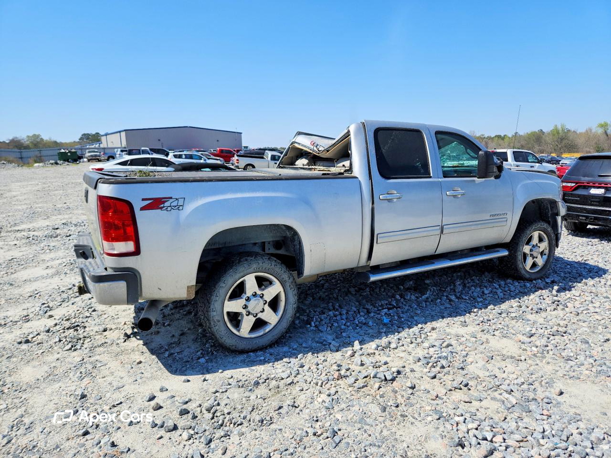 GMC Sierra 2011