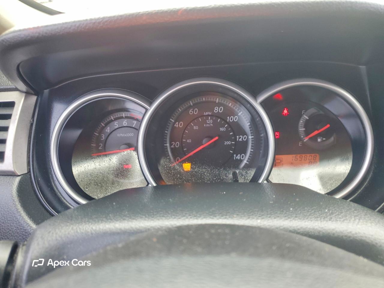 Nissan Versa 2011