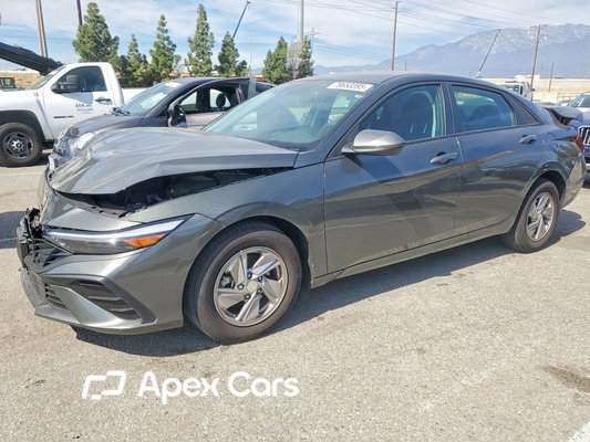 Hyundai Elantra 2025 - Image 1 of 12