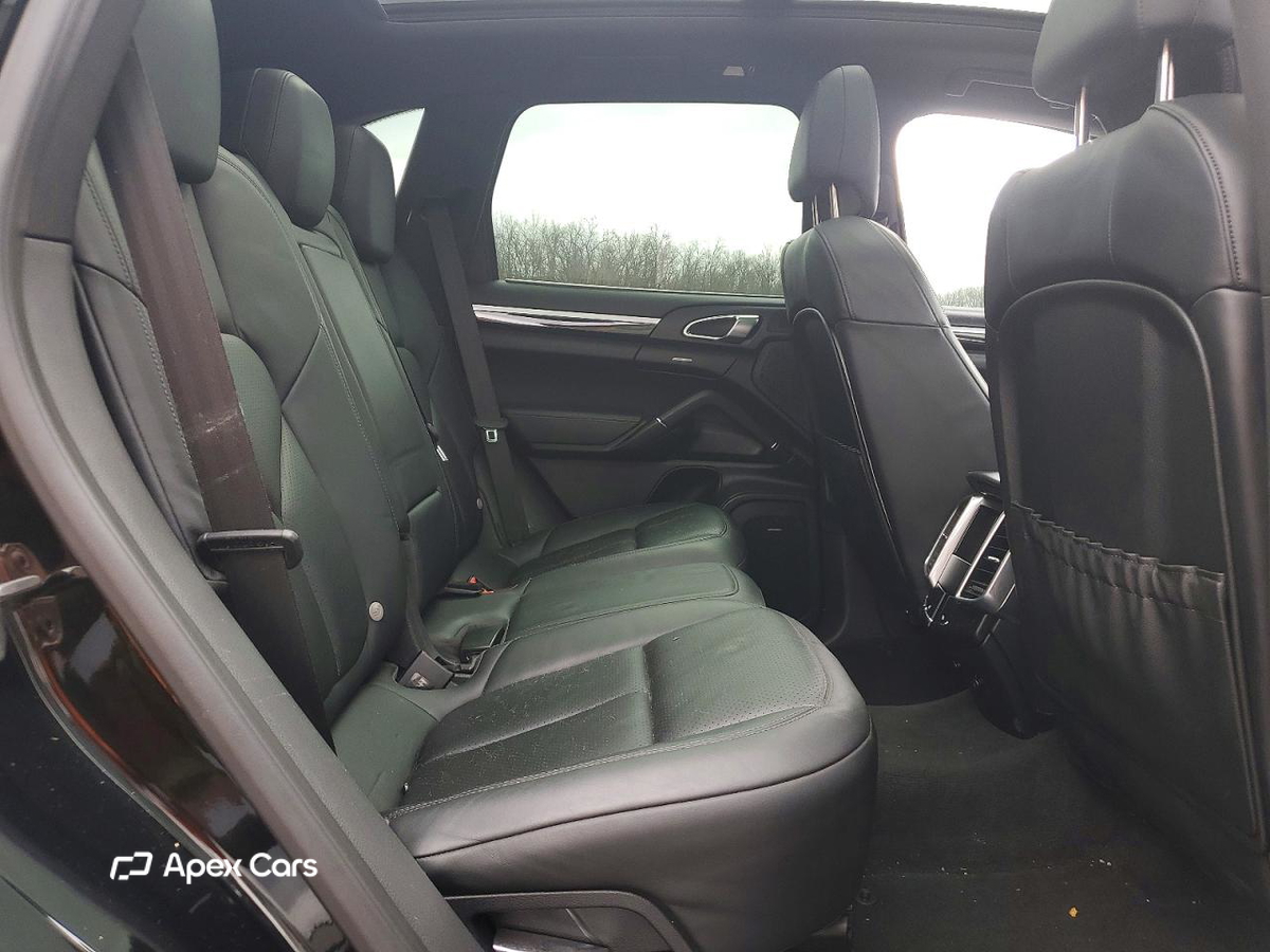 Porsche Cayenne 2014