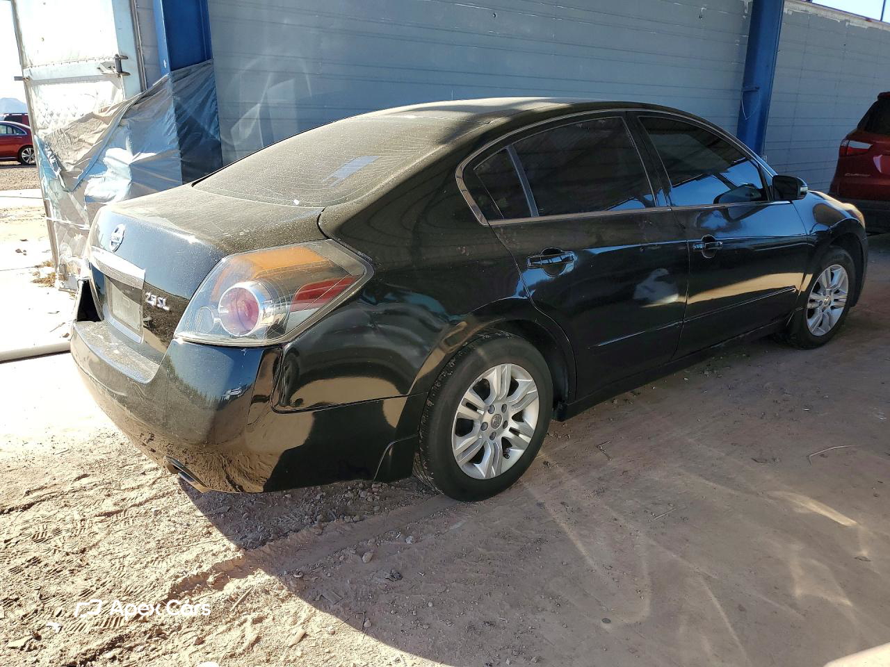 Nissan Altima 2012