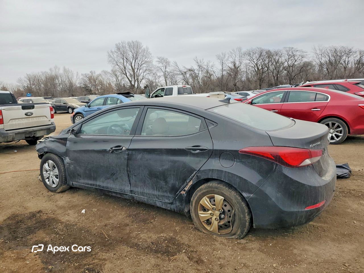 Hyundai Elantra 2016