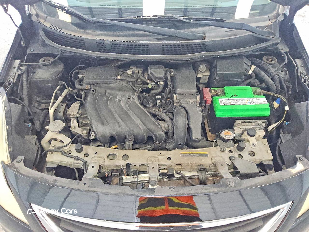 Nissan Versa 2012