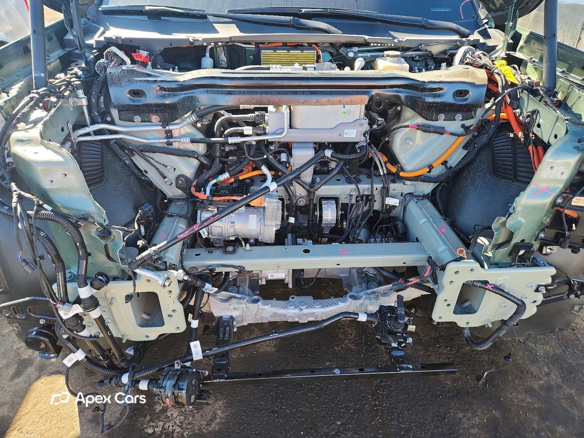 Rivian R1S 2025